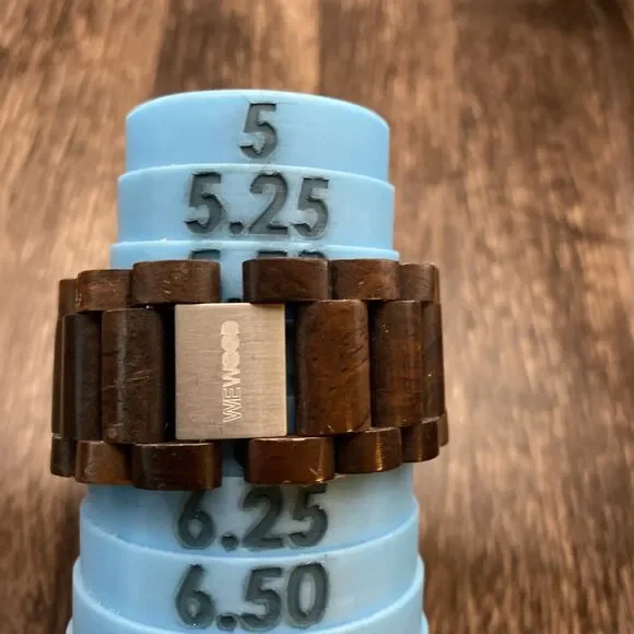 Wewood 100% Natural Wood Watch With Date Display New Battery - Picture 5 of 12